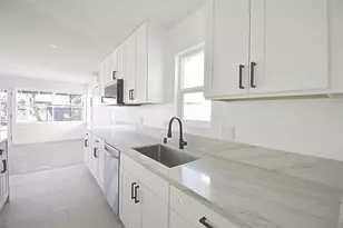 4646 Coconino Way, San Diego, CA 92117 - Photo 10