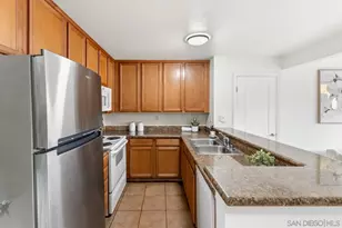 3454 Castle Glen Dr, San Diego, CA 92123 - Photo 10
