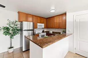 3454 Castle Glen Dr, San Diego, CA 92123 - Photo 8