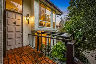 2406 Altisma Way, Carlsbad, CA 92009 - Photo 2