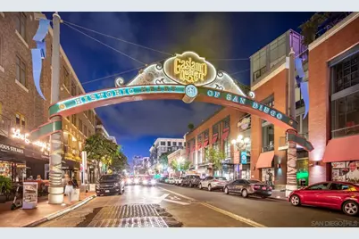  700 Front St #1004, San Diego, CA 92101 - Photo 60