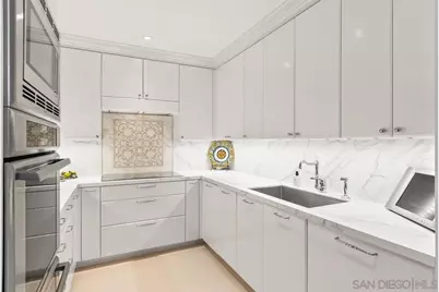  700 Front St #1004, San Diego, CA 92101 - Photo 12