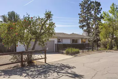  905 Loma Ct, El Cajon, CA 92020 - Photo 24