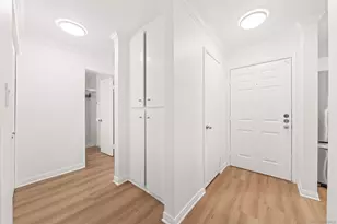 7405 Charmant Dr, San Diego, CA 92122 - Photo 8