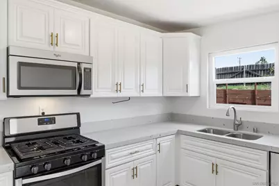  9241 Bloomdale St, Santee, CA 92071 - Photo 12