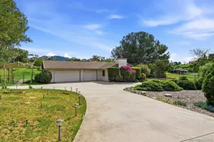 15976 Eagle View Ln, Valley Center, CA 92082 - Photo 2