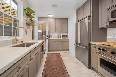  800 3rd St, Coronado, CA 92118 - Photo 2