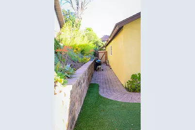  9566 Paseo Montril, San Diego, CA 92129 - Photo 36