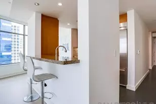 700 W E St, San Diego, CA 92101 - Photo 4