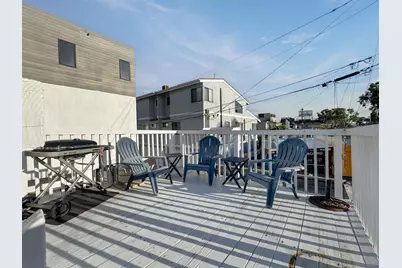  809 Sunset Ct, San Diego, CA 92109 - Photo 18