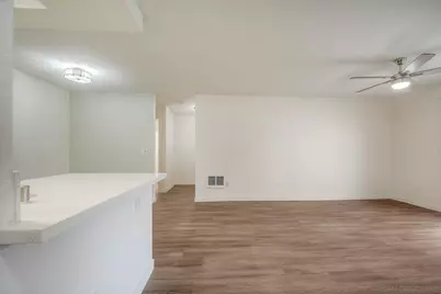  432 Edgehill Lane #165, Oceanside, CA 92054 - Photo 6