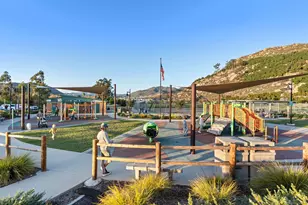 303 Citrine Trails, Fallbrook, CA 92028 - Photo 4