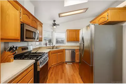  220 N El Camino Real #33, Oceanside, CA 92058 - Photo 4