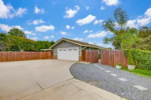157 Spanish Spur, Fallbrook, CA 92028 - Photo 2