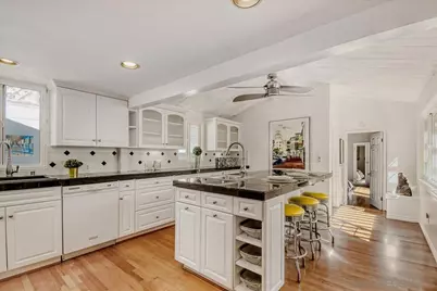  5617 Taft Ave, La Jolla, CA 92037 - Photo 8