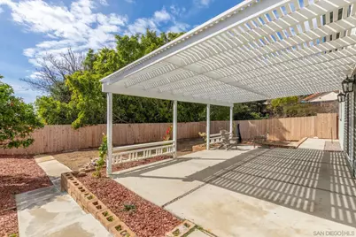  361 E E Indian Rock Rd, Vista, CA 92084 - Photo 34