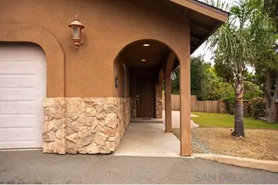  3034 Island Ave, San Diego, CA 92102 - Photo 8