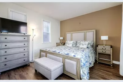 993 Hawthorne Creek Dr, Chula Vista, CA 91914 - Photo 18