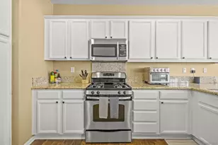 31937 Red Pine Way, Temecula, CA 92592 - Photo 12