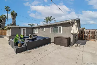  465 Parkbrook St, Spring Valley, CA 91977 - Photo 34