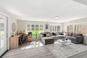 465 Parkbrook St, Spring Valley, CA 91977 - Photo 6