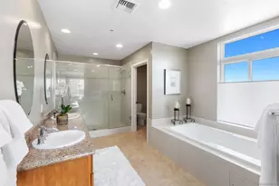 301 Mission Ave, Oceanside, CA 92054 - Photo 38