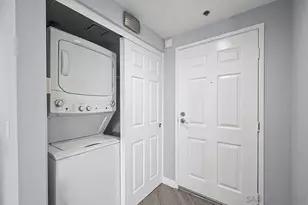 640 Camino De La Reina, San Diego, CA 92108 - Photo 22