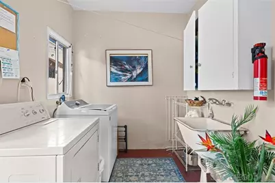  4849 W Point Loma Blvd, San Diego, CA 92107 - Photo 10