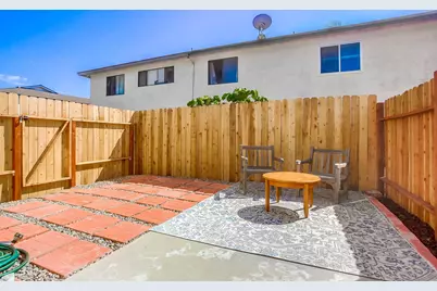  3466 Thunder Dr, Oceanside, CA 92056 - Photo 22