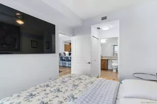 300 W Beech St, San Diego, CA 92101 - Photo 14