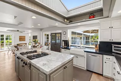  8 Country Glen Rd, Fallbrook, CA 92028 - Photo 8