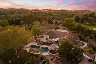 8 Country Glen Rd, Fallbrook, CA 92028 - Photo 2