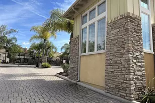 2076 Blue Oak Ln, Vista, CA 92084 - Photo 26