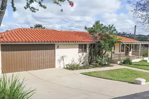 3861 S Grandview Pl, Bonita, CA 91902 - Photo 2