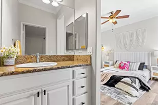 1307 Terracina Ln, San Diego, CA 92103 - Photo 24