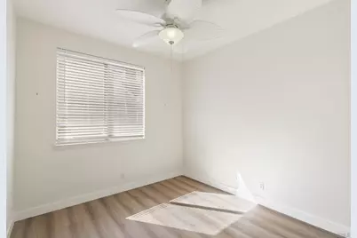  6927 Wildrose Ter, Carlsbad, CA 92011 - Photo 20