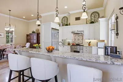  232 Calle Florecita, Escondido, CA 92029 - Photo 10