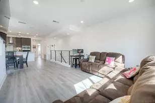 13087 Olympus Cir, Poway, CA 92064 - Photo 12