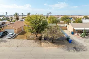 222 N Lake St, Calipatria, CA 92233 - Photo 2