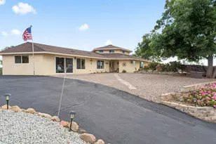 28149 Orange Terrace, Valley Center, CA 92082 - Photo 4