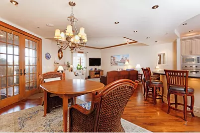  120 C Ave #205, Coronado, CA 92118 - Photo 4