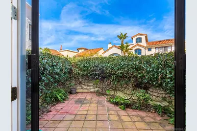  7337 Draper Ave, La Jolla, CA 92037 - Photo 12