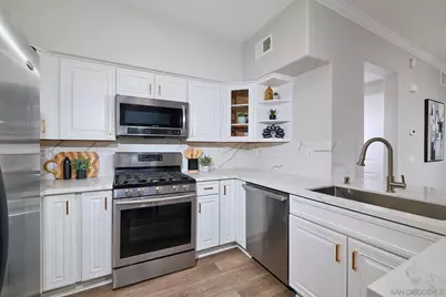  12374 Carmel Country Rd #208, San Diego, CA 92130 - Photo 2