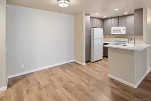 580 Camino De La Reina, San Diego, CA 92108 - Photo 14