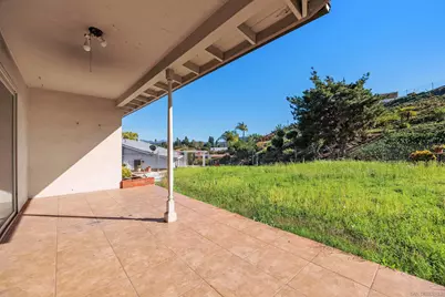  12127 Santiago Rd W, San Diego, CA 92128 - Photo 20