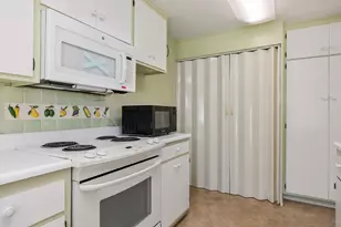 12127 Santiago Rd W, San Diego, CA 92128 - Photo 10