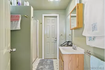  214 Summit Ave, Fallbrook, CA 92028 - Photo 24