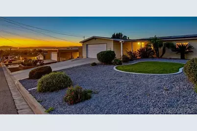  11038 Larkridge St, Santee, CA 92071 - Photo 4