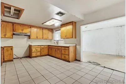  10036 Arleta Ave, Los Angeles, CA 91331 - Photo 18