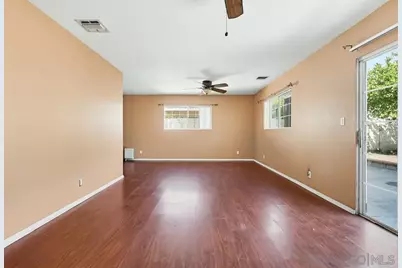  10036 Arleta Ave, Los Angeles, CA 91331 - Photo 46